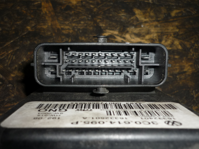Pompa ABS pentru Volkswagen Passat B6, cod 16332401 [2]