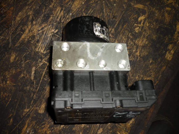 Pompa ABS pentru Volkswagen Sharan 7M, cod 1J0907379P , 7M3614111H [2]