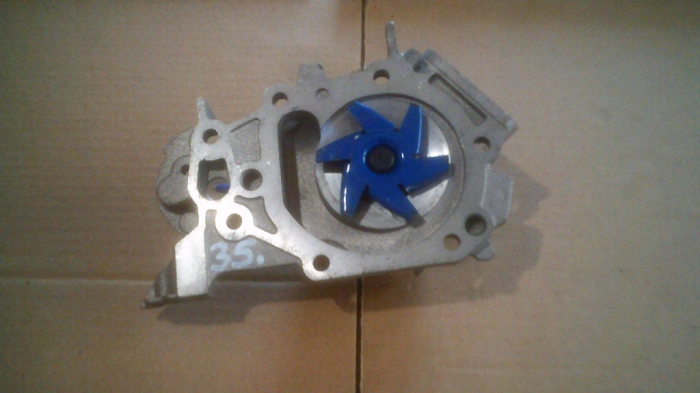 Pompa apa Renault CLIO 3 , Dacia, Nissan, AN 2003-2011 COD   VKPC86810 PIESA NOUA , NEFOLOSITA [3]