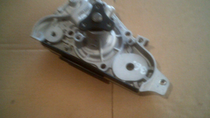 Pompa apa Mazda MX-3, 323, an 1998-2005 , cod VKPC94617 PIESA NOUA , NEFOLOSITA !!!! [2]