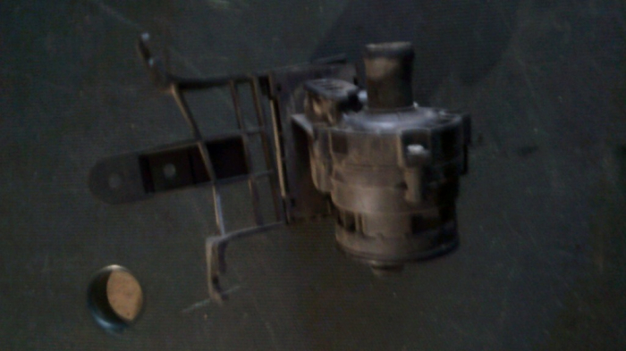 Pompa auxiliara apa , Valva incalzire apa Audi A6 4F C6 2.0tdi, COD  4F2959617B [2]