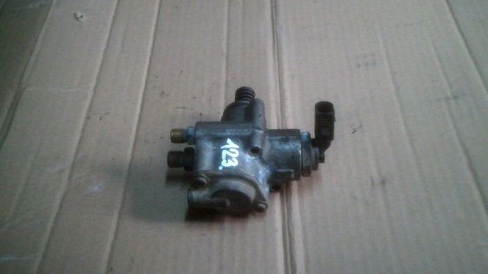 Pompa inalta presiune Audi Q7, 4L an 2005-2011 motorizare 4.2FSI , cod 079127026C [3]