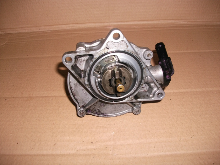 Pompa de vacuum pentru Audi A6 C5, motorizare 2.5 diesel, cod 72260806C [2]