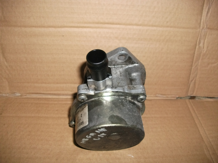Pompa de vacuum pentru Renault Megane 2, motorizare 1.5 diesel, cod 8200113585 [2]