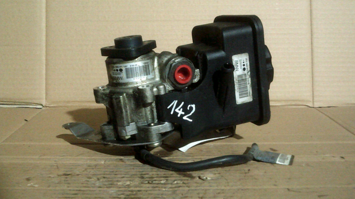 Pompa servodirectie pentru BMW Seria 3 E46, motorizare 3.0 diesel, cod 7692974520 [1]