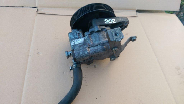 Pompa servodirectie pentru BMW Seria 5 E60, motorizare 3.0 diesel, cod 678148603 [3]