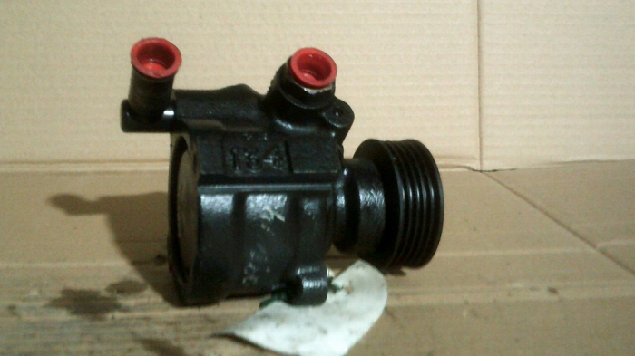Pompa servodirectie pentru Ford Mondeo 1, an de fabricatie 1992 - 1996, motorizare 1.8 diesel, cod 07BB-3A733-BA [2]