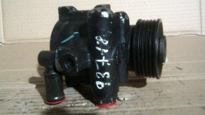 Pompa servodirectie pentru Ford Mondeo 1, motorizare 1.8 diesel, cod 93BB-3A733-BD [2]