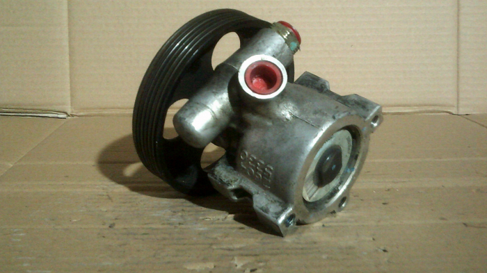 Pompa servodirectie pentru Peugeot 206 , motorizare 2.0 diesel, cod 9631411680 [2]