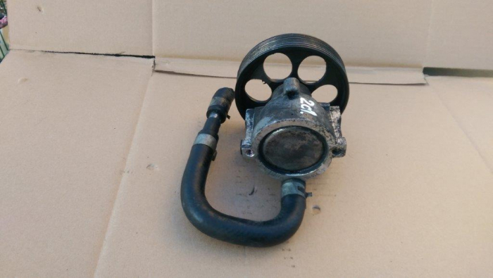 Pompa servodirectie pentru Renault Laguna 2, motorizare 1.9 diesel, cod 8200100082   ,   8200096704 [3]