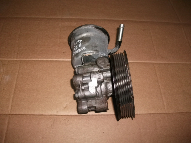 Pompa servodirectie pentru Toyota Avensis T250, motorizare 2.2 diesel [2]