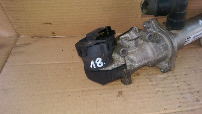 Racitor gaze pentru Peugeot 407 , motorizare 2.0 diesel, cod 9645689780   ,   9645689680 [3]