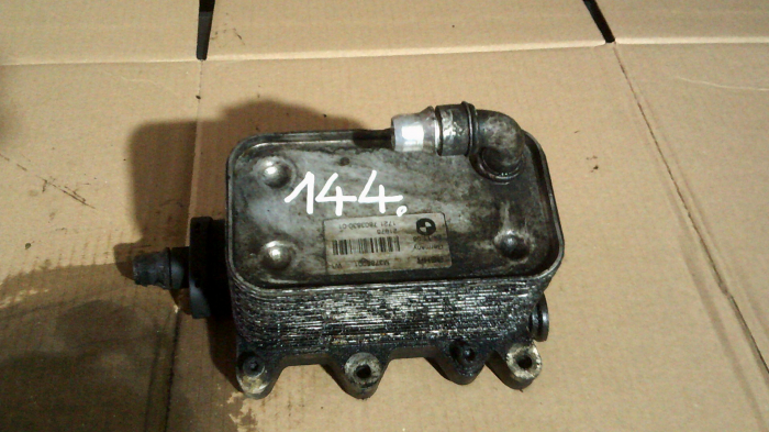 Racitor ulei pentru BMW Seria 7 E65, motorizare 3.0 diesel, cod 7803830 [1]