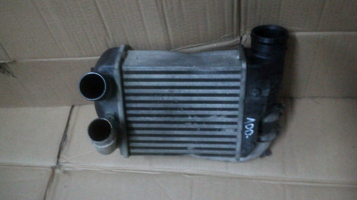 Radiator pentru AUDI A6 C6, motorizare 3.0 DIESEL, cod 4F0145805E [2]