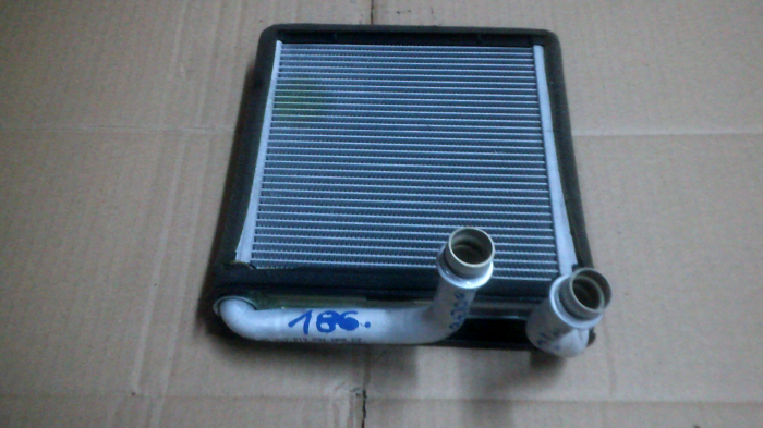 Radiator pentru VOLKswagen GOLF 6, motorizare 2.0 DIESEL, cod 3C1820103B [1]