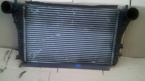 Radiator pentru Volkswagen Passat B6, motorizare 1.9 Diesel, cod 3C0145805R [3]