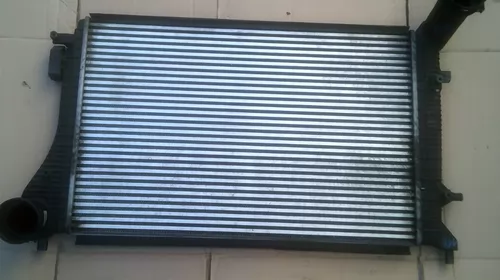 Radiator INTERCOOLER pentru Volkswagen Passat B6, motorizare 2.0 Diesel, cod 1K0121345E [1]