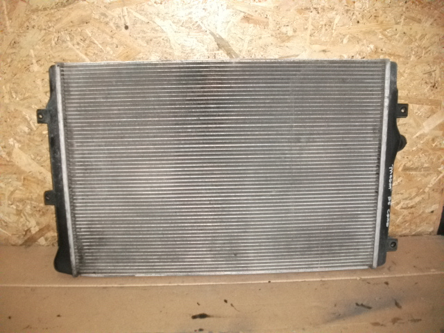 Radiator APA pentru VOLKswagen passat B6, motorizare 2.0 DIESEL, cod 3C0121253AR [2]