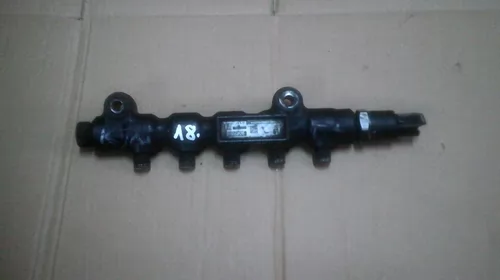 Rampa injectie pentru Ford Focus 2, motorizare 1.6 Diesel, cod 9654592680 [1]