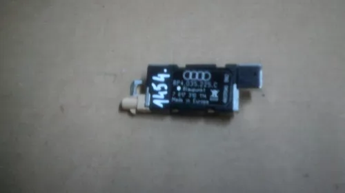Senzor pentru Audi A3 8P, cod 8P4035225C [1]