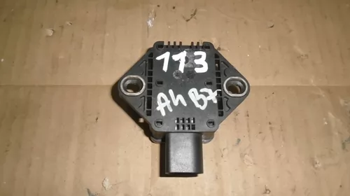 Senzor pentru Audi A4 B7, cod 8E0907637B [1]