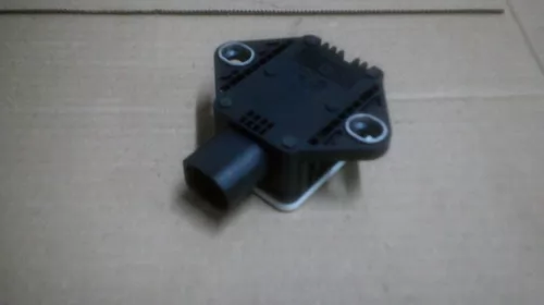 Senzor pentru Audi A4 B8, cod 8K0907637A [2]