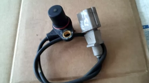 Senzor pentru Audi A4B7 , cod 078906433B [2]