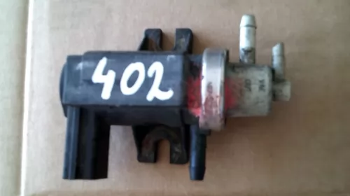 Senzor pentru Audi A4B7 , cod 8E0906627B [1]
