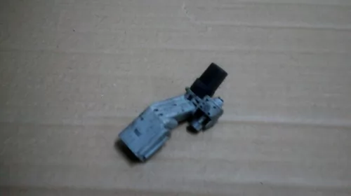Senzor pentru Audi A4B8 , cod 036906433D [2]