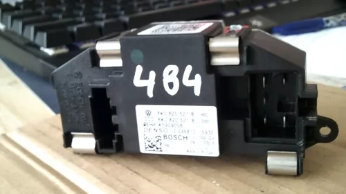 Senzor pentru Audi A5 8T, cod 8K0820521B [1]