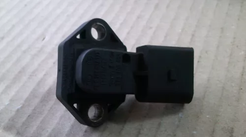 Senzor pentru Audi A6C5 , cod 038906051 [2]