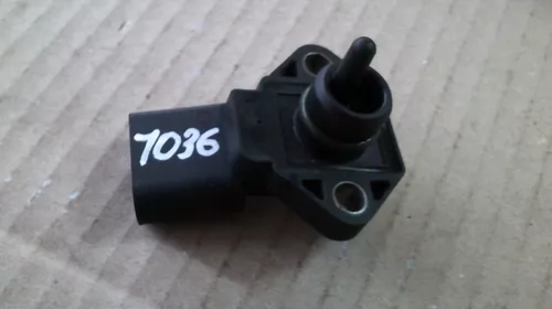 Senzor pentru Audi A6C5 , cod 038906051 [1]
