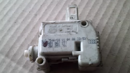 Senzor pentru Audi A6C5 , cod 4B9862153 [2]
