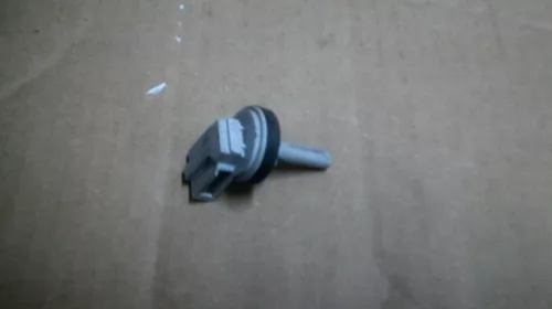 Senzor pentru Audi A6C6 , cod 1J0907543A [2]
