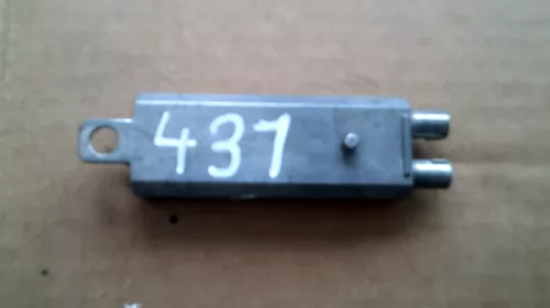 Senzor pentru Audi A6C6 , cod 4F9035225A [1]