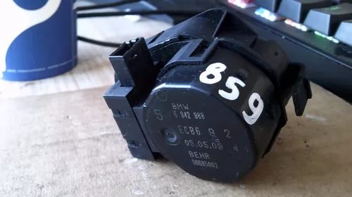 Senzor pentru BMW Seria 5 E60, cod ECB692 [1]