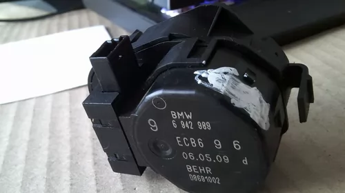 Senzor pentru BMW Seria 5 E60, cod ECB696 [1]