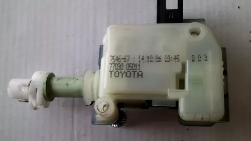Senzor pentru Toyota Avensis T250, cod 77030-05011 [2]