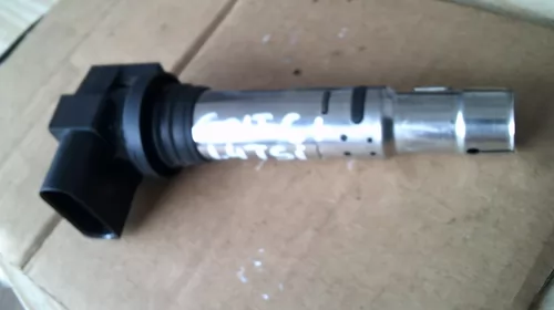 Senzor pentru Volkswagen Golf 6, cod 036905715F [2]
