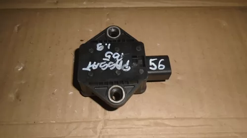 Senzor pentru Volkswagen Passat B5, cod 8E0907637A [2]