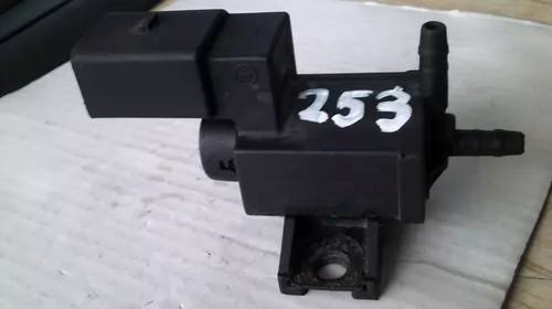 Senzor pentru Volkswagen Passat B6, cod 037906283D [2]