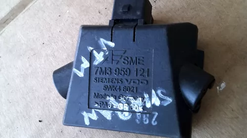 Senzor pentru Volkswagen Sharan 7M, cod 7M3959121 [1]