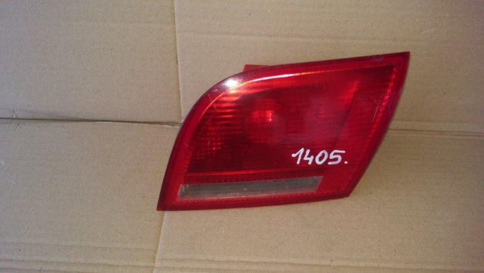 Stop dreapta pentru Audi A3 8P, cod 8P4945094B [2]