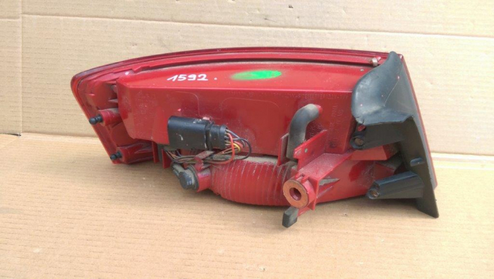 Stop dreapta pentru Audi A5 8T, cod 8T8945096D [3]