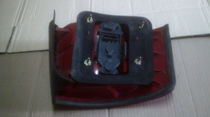 Stop , tripla dreapta Audi A6 C5, combi / break Allroad, cod 4B9945096F, an 1997-2004 [3]