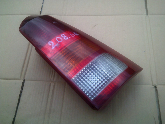 Stop dreapta pentru Ford Focus 1, an de fabricatie 1998 - 2004, break, cod XS4X-13N004-EC [2]