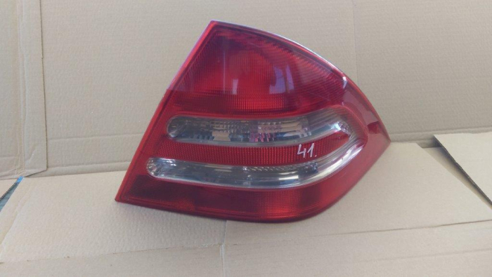 Stop dreapta Mercedes C-Class, W203, 2038200264, berlina, sedan, an 2000-2007 [2]