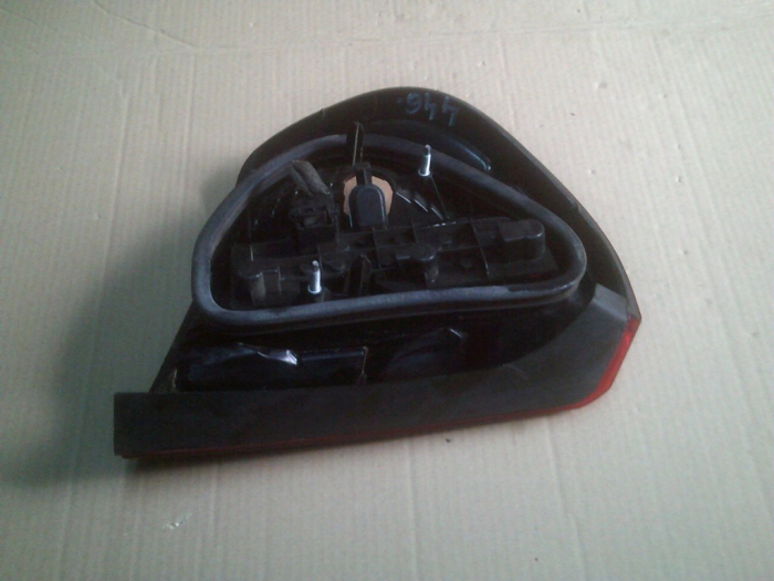 Stop ,tripla dreapta Renault Clio 2, limuzina, sedan, VALEO 2350, an 2002-2005 [3]