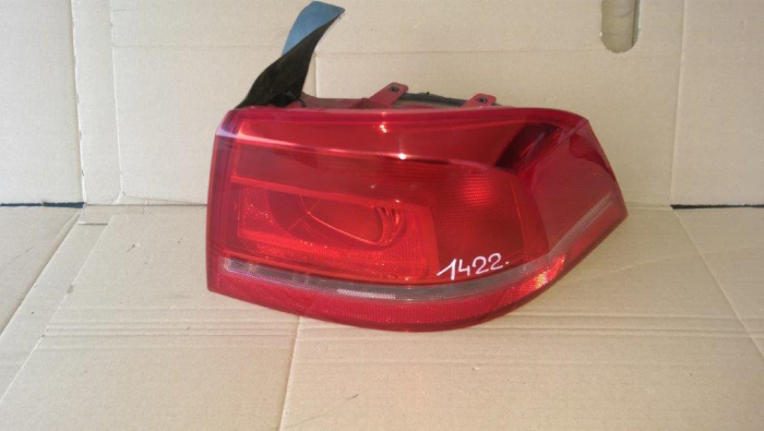 Stop dreapta pentru Volkswagen Passat B7, Sedan, cod 3AE945096F [1]