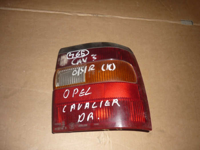 Stop dreapta Opel Vectra A, hatchback, 90358316,  an 1988-1995 [2]